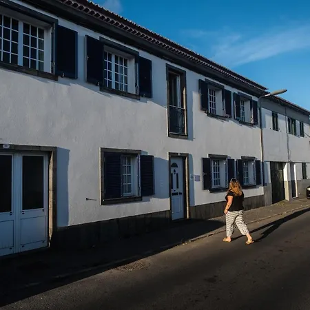 Casa Dos Guerra - *