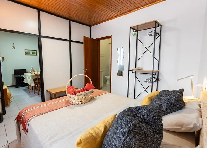 Pansiyon Casa Dos Guerra - Ponta Delgada